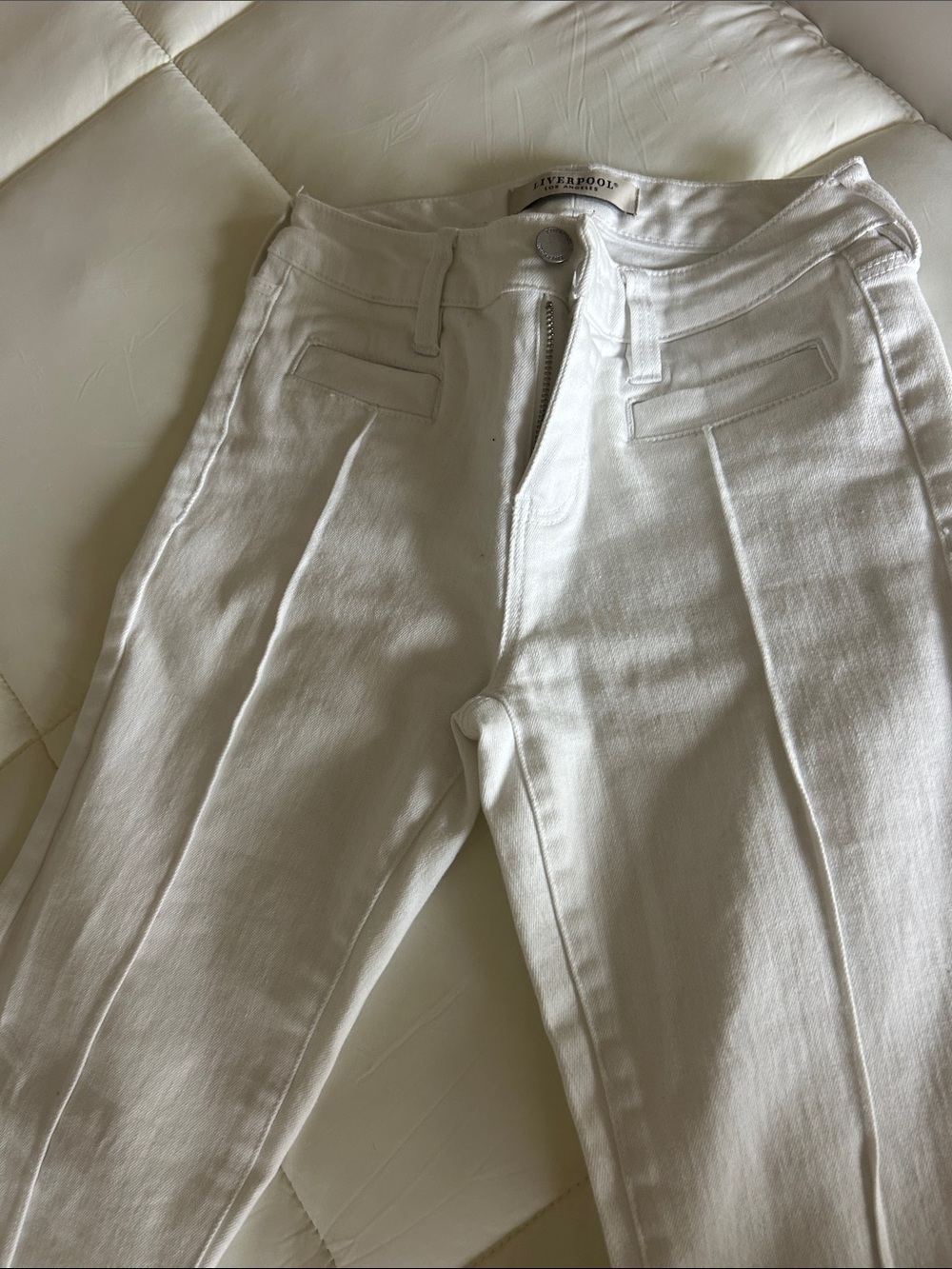 Liverpool mid-rise white  Ponte Jeans with Front Seam